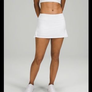 Lululemon Play Off the Pleats mid-rise White Skirt